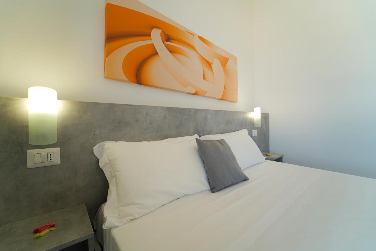 Hotel Rivabella 다볼리 외부 사진