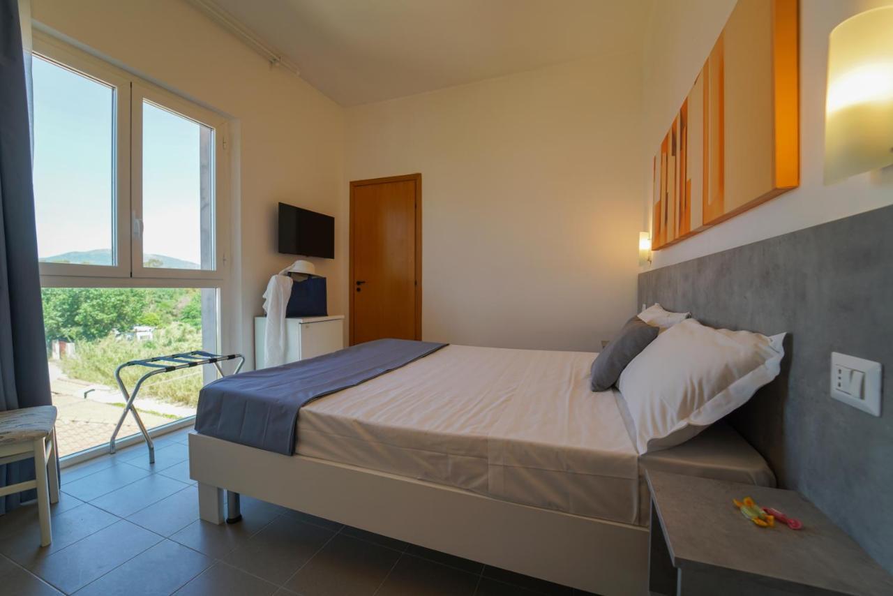 Hotel Rivabella 다볼리 외부 사진