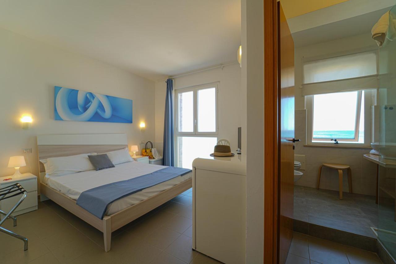 Hotel Rivabella 다볼리 외부 사진
