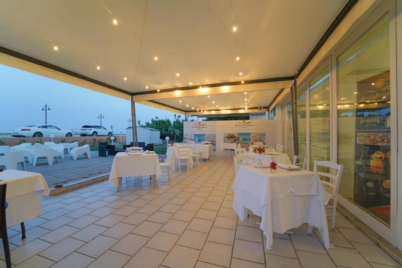 Hotel Rivabella 다볼리 외부 사진